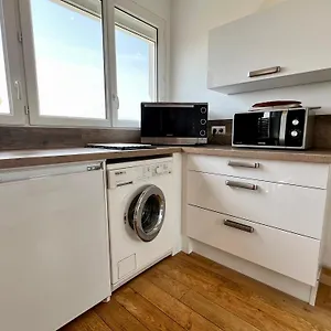Nid D'amour En Auvergne Avec Piscine Hébergement de vacances